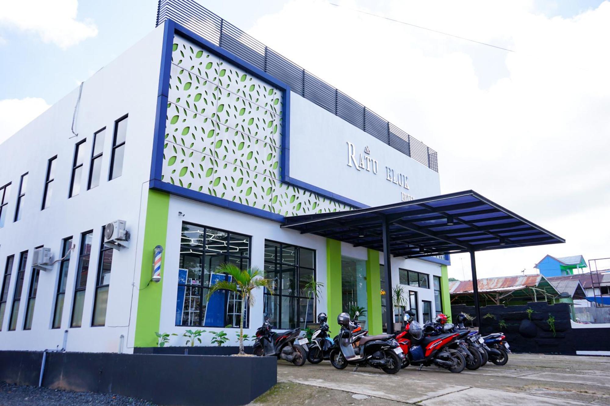 Urbanview Hotel Ratu Elok Syariah Banjarbaru By Reddoorz Martapura  Ngoại thất bức ảnh